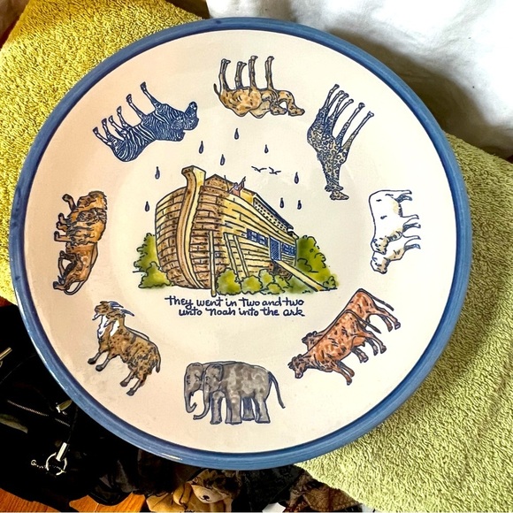 LOUISVILLE STONEWARE ART POTTERY Vintage NOAH'S ARK PLATE 11” ROUND Made in KY - Picture 1 of 3